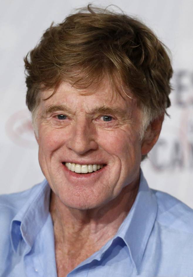 <yonhap photo-4757=""> epa12382299 (FILE) - US actor Robert Redford attends the press conference for 'All Is Lost' during the 66th annual Cannes Film Festival in Cannes, France, 22 May 2013 (reissued 16 September 2025). Redford has died at the age of 89 at his home outside Provo, Utah, USA, on 16 September 2025, as reported by his representative. EPA/GUILLAUME HORCAJUELO *** Local Caption *** 50840477/2025-09-16 21:45:56/ <저작권자 ⓒ 1980-2025 ㈜연합뉴스. 무단 전재 재배포 금지, AI 학습 및 활용 금지></yonhap>