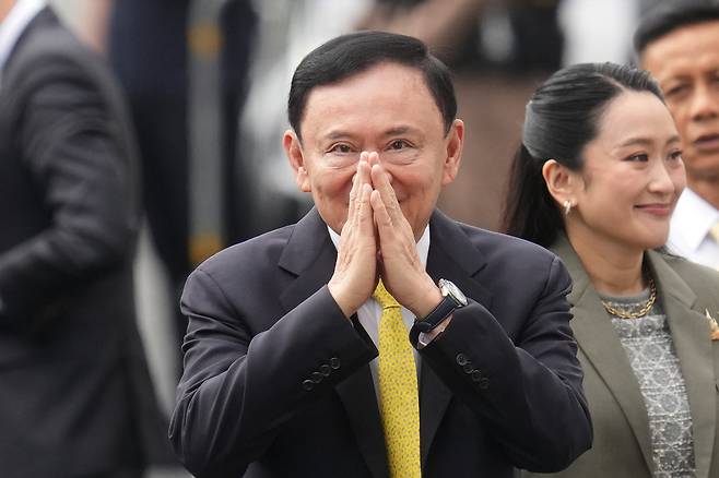 지난 9일 탁신 친나왓 전 태국 총리가 태국 방콕 대법원에 도착하고 있다. AP연합뉴스