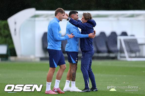 [사진] 로메로와 프랭크 토마스 감독 ⓒGettyimages(무단전재 및 재배포 금지)