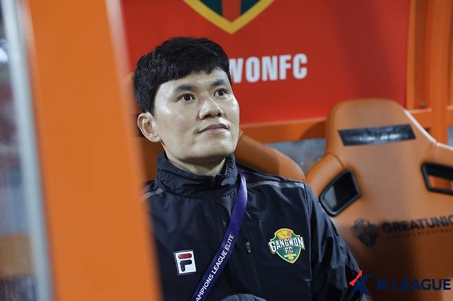정경호 강원 감독 | 프로축구연맹 제공