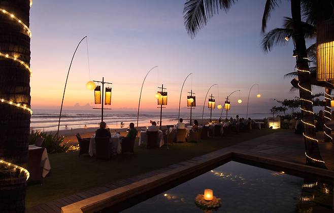 스미냑 해변 선셋 명소 브리즈 레스토랑. 사진제공|팜투어