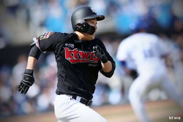 입대 전 KT에서 활약하던 류현인. /사진=KT 위즈 제공