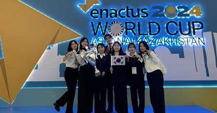 사회적 문제를 비즈니스 프로젝트로 해결하는 글로벌 기업가 정신 경연대회 ‘인엑터스’에 참여한 스타트업 토버스. 건국대 제공