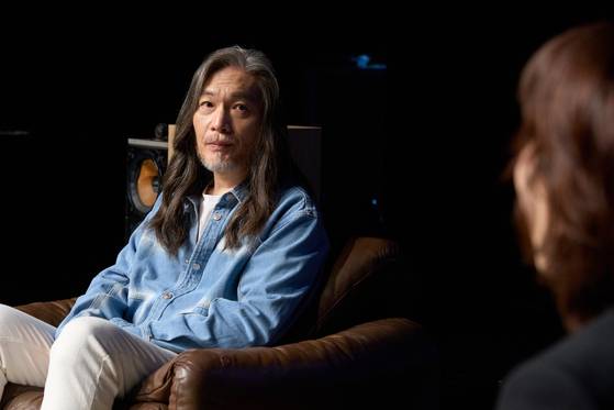 데뷔 40주년을 맞아 신곡을 내는 임재범. 사진 블루씨드엔터테인먼트