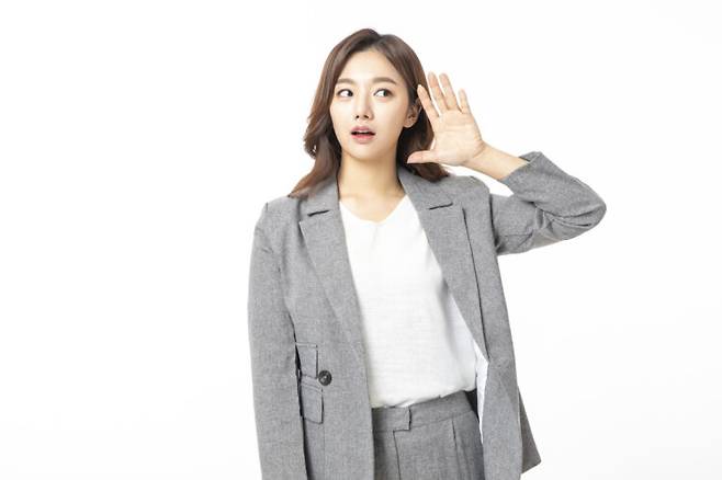 높은 울음소리를 들을 때 참가자의 얼굴 온도가 올라가며 얼굴빛은 더욱 붉어졌다. 사진=클립아트코리아