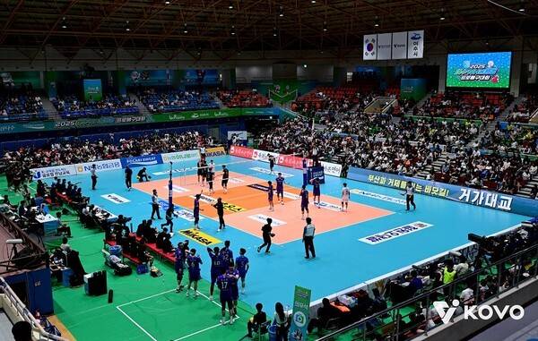 여수 진남체육관에서 열리고 있는 2025&nbsp;여수·NH농협컵&nbsp;프로배구대회. /사진=한국배구연맹(KOVO)