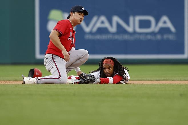 김하성이 4회말 수비 때 1루주자 CJ 아브람스를 2루에서 태그하고 있다. Imagn Images연합뉴스