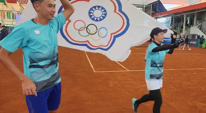 대만팀의 금메달 세리머니. 김경무 기자