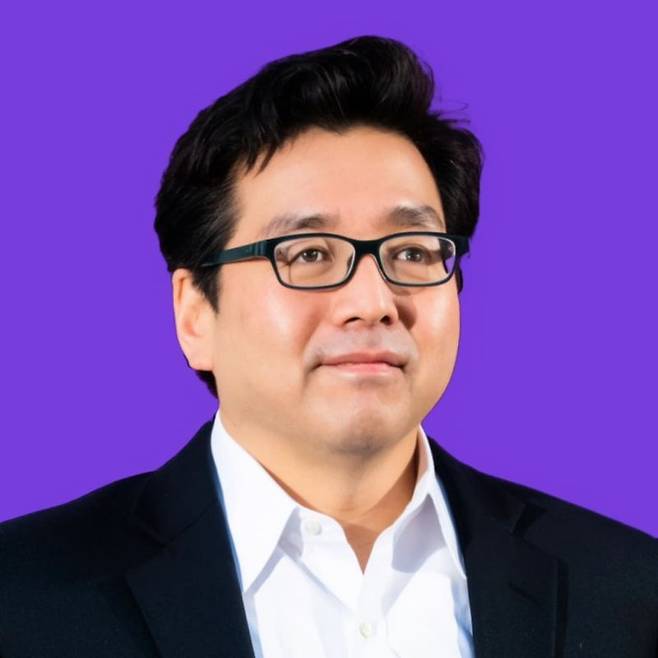 미국 월가를 대표하는 톰 리 비트마인 회장. 팩트블록 제공