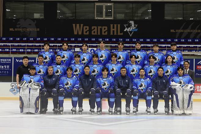 아시아리그 아이스하키 10번째 우승에 도전하는 HL 안양. [사진 HL 안양]
