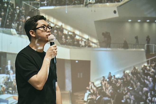 사운드로 읽은 세계 3대 오케스트라 빈필편 강연 모습_ⓒShin-joong Kim