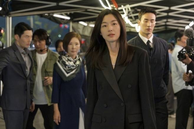 ‘북극성’ 전지현. 사진ㅣ월트디즈니컴퍼니 코리아