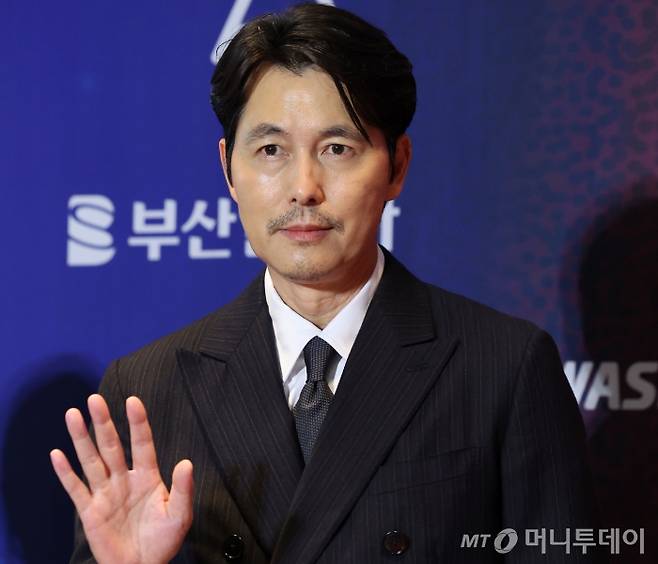 배우 정우성이 혼외자 논란 1년 만에 공식 석상에 등장했다. /사진=뉴시스