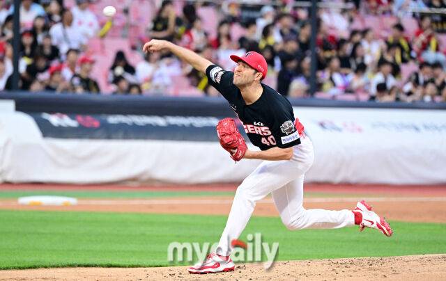 2025년 8월 29일 오후 경기도 수원KT위즈파크에서 열린 '2025 신한 SOL뱅크 KBO 리그' KIA 타이거즈와 KT 위즈의 경기. KIA 선발투수 네일이 역투하고 있다./마이데일리