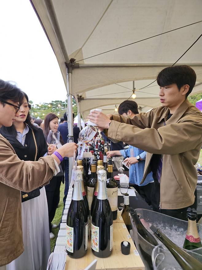 디오니소스 와인페어 수입사 장성글로벌 부스. 최현태 기자