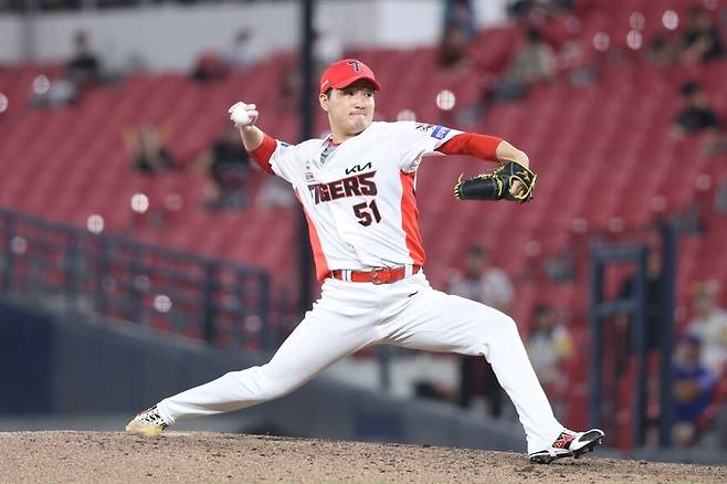 ▲ 2--1로 앞선 8회 등판했으나 리드를 지키지 못한 전상현 ⓒKIA타이거즈