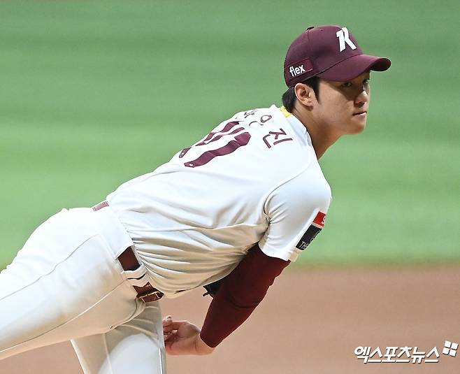 키움 히어로즈 안우진이 18일 서울 잠실야구장에서 열리는 2025 신한 SOL Bank KBO리그 두산 베어스와 원정경기를 앞두고 1군 엔트리에 등록됐다. 엑스포츠뉴스 DB