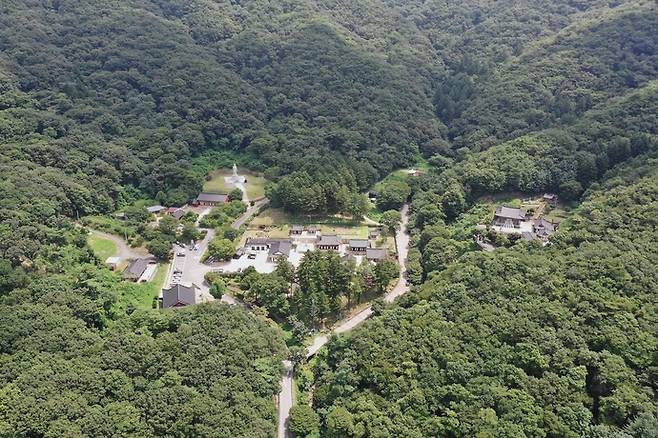 화장골 깊숙이 자리한 보광사.사진=주수완