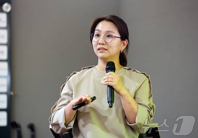 19일 경기 성남시 분당구 판교스타트업캠퍼스에서 열린 반려동물 산업 육성 협의회 제16회 IR데이에서 오가노이드 기반 정밀의료 및 동반진단 플랫폼 기업 포도테라퓨틱스의 김정은 상무가 기업 설명을 하고 있다. 2025.9.19/뉴스1 ⓒ News1 김영운 기자