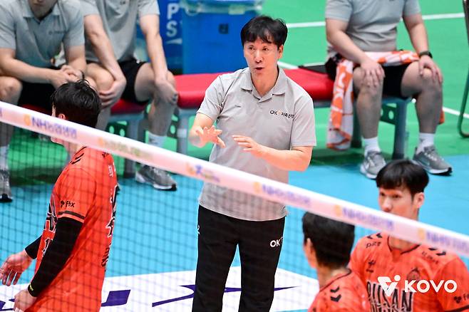 신영철 OK저축은행 감독. (KOVO 제공)