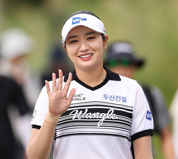 2025년 한국여자프로골프(KLPGA) 투어 하나금융그룹 챔피언십에 출전한 박혜준 프로가 1라운드에서 경기하는 모습이다. 사진제공=KLPGA