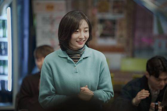 넷플릭스 시리즈 '은중과 상연'의 한 장면. 배우 박지현이 극중 상연을 맡았다. 넷플릭스 제공