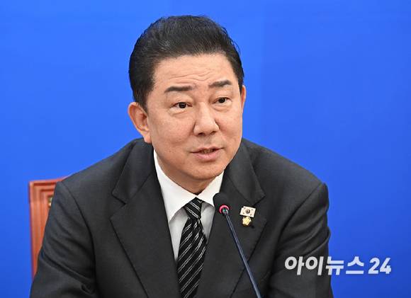 김병기 더불어민주당 원내대표가 11일 서울 여의도 국회에서 열린 정책조정회의에서 발언하고 있다. [사진=곽영래 기자]