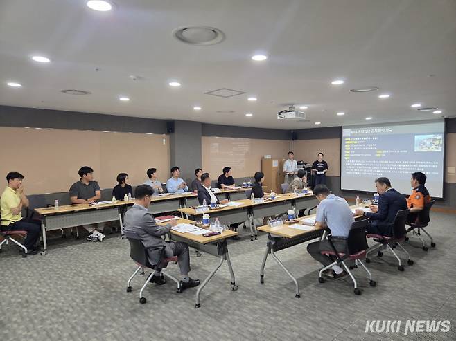 충남소방본부는 ‘2025년 제2차 가치가유 충남119 심의위원회’를 통해 도내 11가구에 총 3600만 원을 지원한다고 19일 밝혔다.&nbsp;