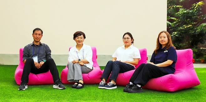 (왼쪽부터)남수환 정원문화실장, 김은주 정원확산실장, 송유진 정원사업팀장, 김로은 대리. 한국수목원정원관리원