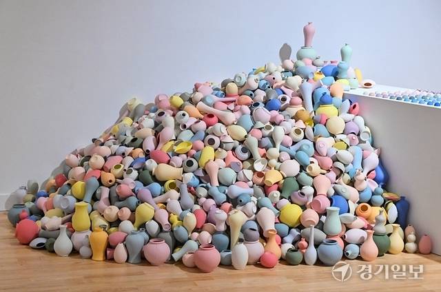 기획 전시 '호모 세라미쿠스' 전시 작품. 홍기웅기자