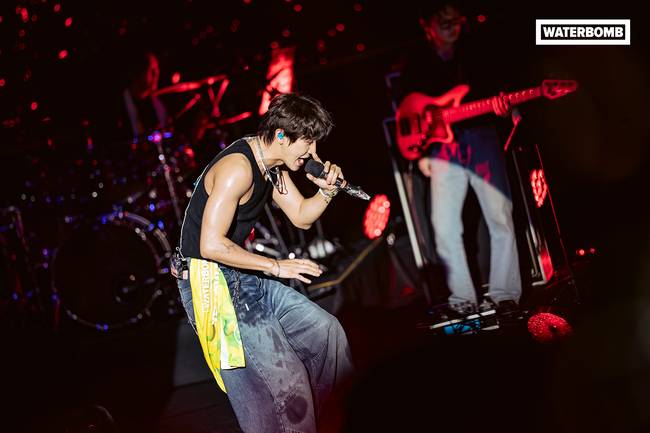 WAAO엔터테인먼트 제공