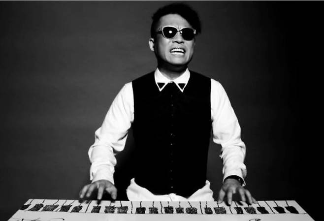 [서울=뉴시스] 김건모. (사진=양태경 인스타그램 캡처) 2025.09.19. photo@newsis.com *재판매 및 DB 금지