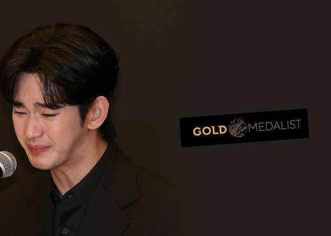 배우 김수현이 3월31일 서울 마포구 스탠포드호텔에서 고(故) 김새론과의 미성년 교제 의혹과 관련해 기자회견을 하고 있다. ⓒ시사저널 박정훈