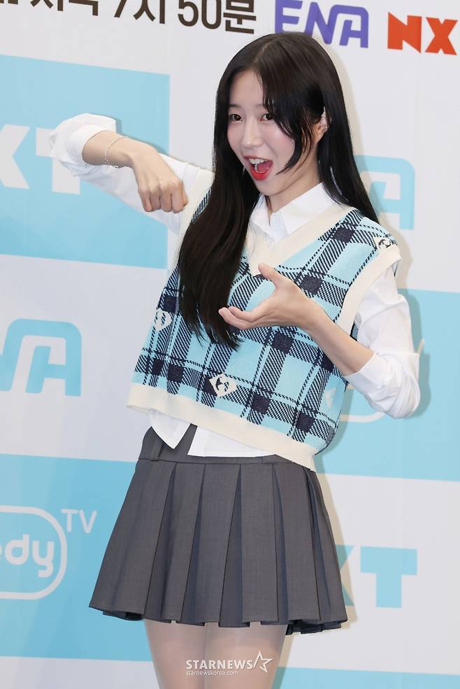 크리에이터 쯔양이 19일 오전 서울 마포구 상암동 스탠포드호텔에서 진행된 ENA 예능 '어디로 튈지 몰라' 제작발표회에 참석해 포즈를 취하고 있다.  짜여진 리스트도 사전 기획된 코스도 없이 오로지 맛집 사장님들의 릴레이 추천에 따라 인생 맛집을 찾아다니는 '노(No) 섭외 즉흥 맛집 투어 예능' 어디로 튈지 몰라는 오는 21일 첫 방송된다. /2025.09.19 /사진=이동훈 photoguy@