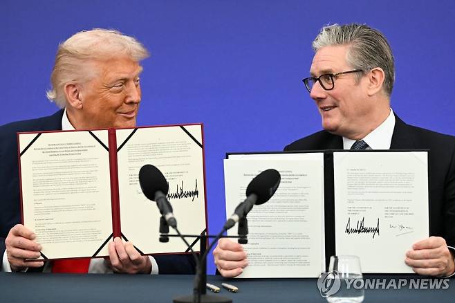 기술 협정에 서명한 미영 정상 [EPA 연합뉴스 재판매 및 DB 금지]