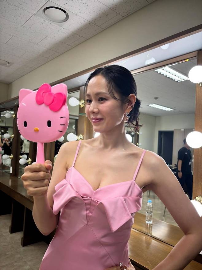 사진 = 손예진 인스타그램