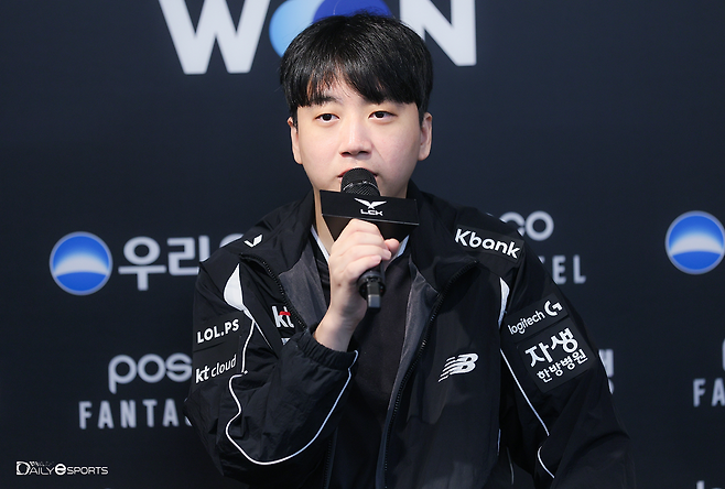 kt 롤스터 '스코어' 고동빈 감독