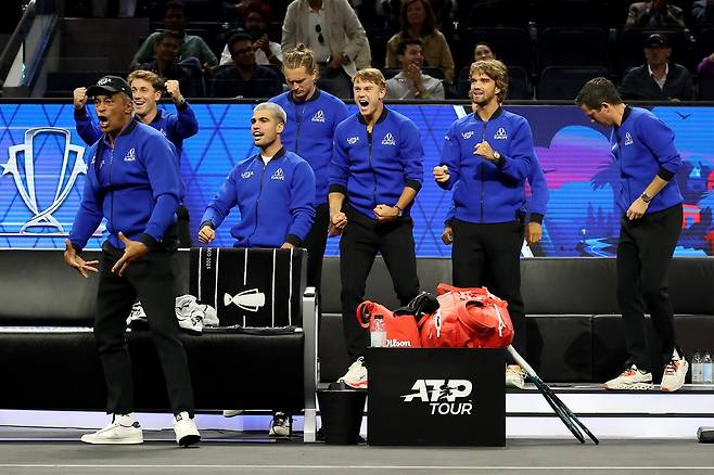 대회를 즐기고 있는 팀 유럽. 레이버컵