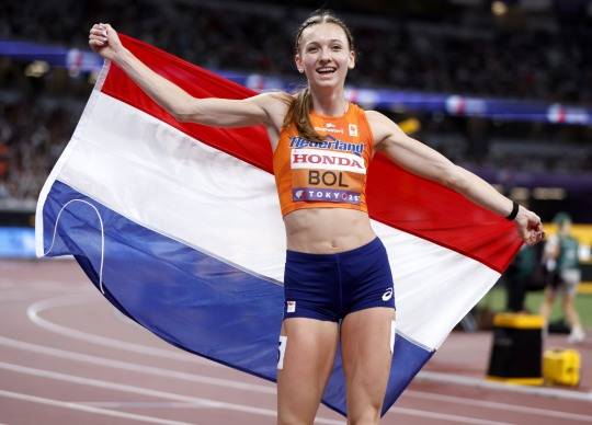 펨키 볼의 금빛 미소. 사진(도쿄 EPA=연합뉴스)