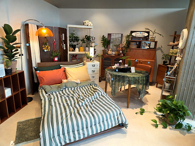 오늘의집이 서울 종로구 북촌 인근에 오픈한 쇼룸 ‘오프하우스’ [김혜진 기자]