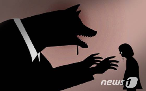 일본에서 지인으로부터 돈을 받고 자신의 초등학생 딸에게 음란한 행위를 시킨 30대 여성이 실형을 선고받았다. 기사 이해를 돕기 위한 사진./사진=뉴스1