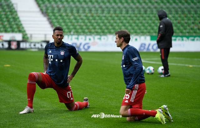 제롬 보아텡(왼쪽)과 토마스 뮐러. /AFPBBNews=뉴스1