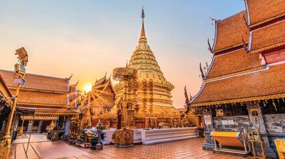 황금빛&nbsp;도이수텝 사원. GETTYIMAGES&nbsp;