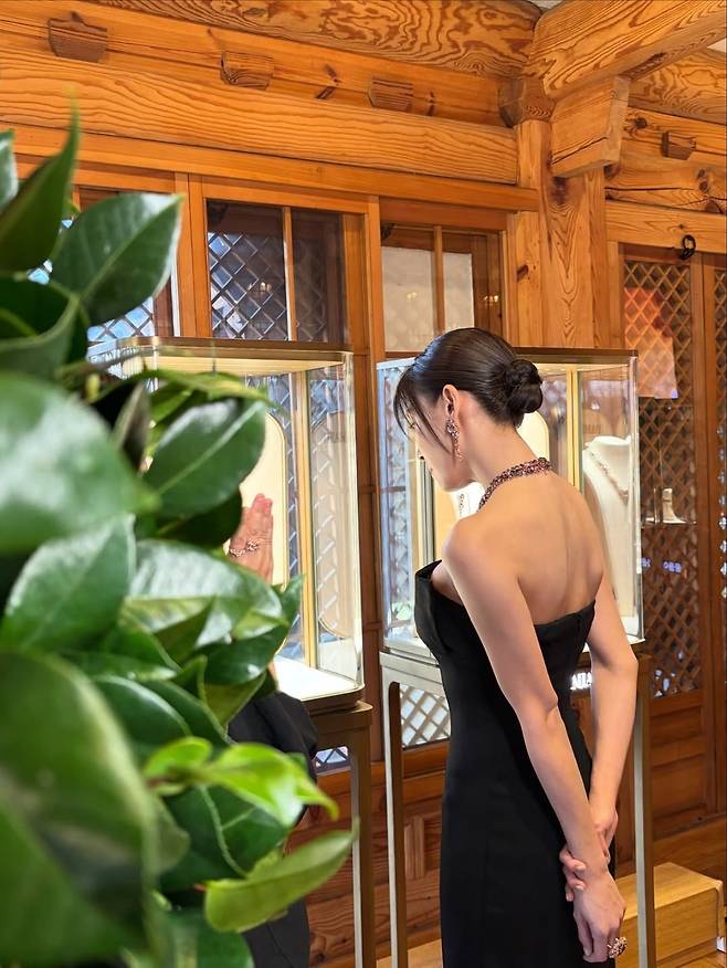 사진 =하지원 인스타그램