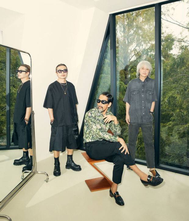 ACC 개관 10주년 기념공연 ‘제비노정기: 시리렁 시리렁’이 10월 23~25일 예술극장 1에서 펼쳐진다. 왼쪽부터 양정웅 연출, 김보람 안무가, 장영규 음악감독.<ACC제공>