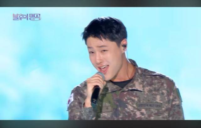 군 복무 중 역주행 신화를 쓴 우즈(조승연). KBS2 방송 캡처