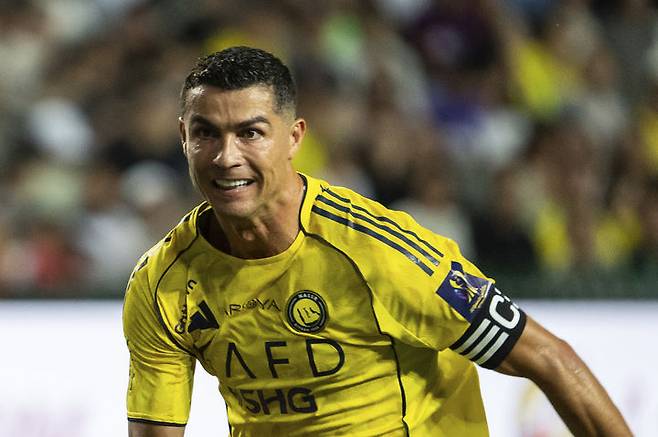 [홍콩=AP/뉴시스]호날두, 알나스르 소속 100호골. 2025.08.23.