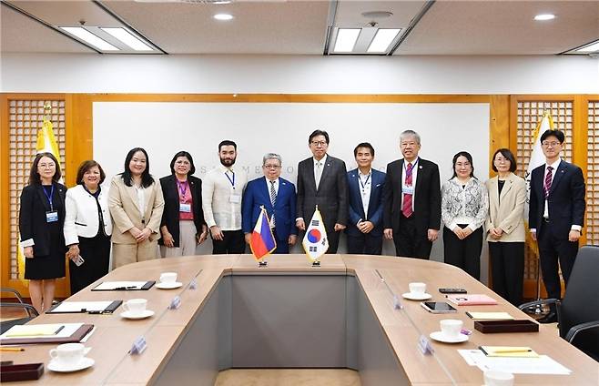 박형준 시장 필리핀 외교 무역 사절 접견 [부산시 제공. 재판매 및 DB금지]