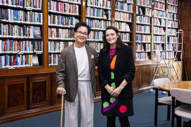 이재현 CJ그룹 회장이 영국 런던에서 브론웬 매덕스 채텀하우스 소장을 만났다. / 사진=CJ그룹