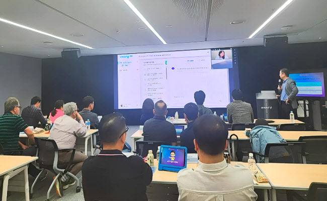 미국 등 해외 3개국 교육 사절단 내방행사(사진=비상교육)